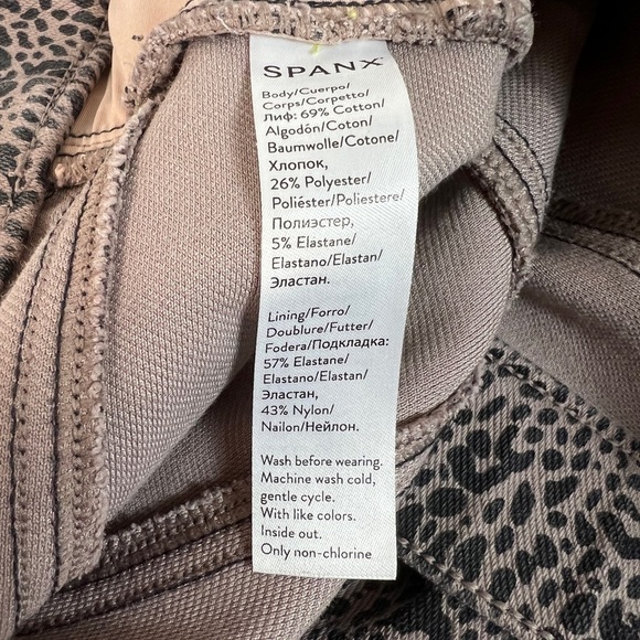 SPANX Jean-ish Leggings in Desert Dot- Size Large - Picture 8 of 10